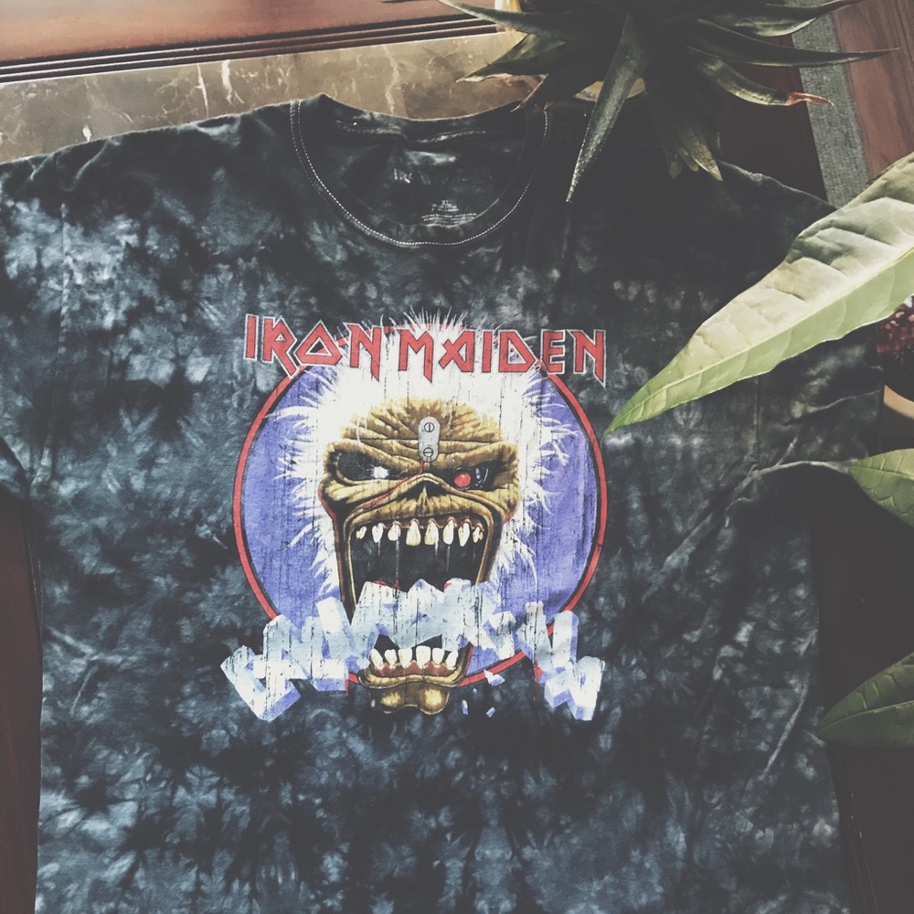 Iron Maiden tee XL